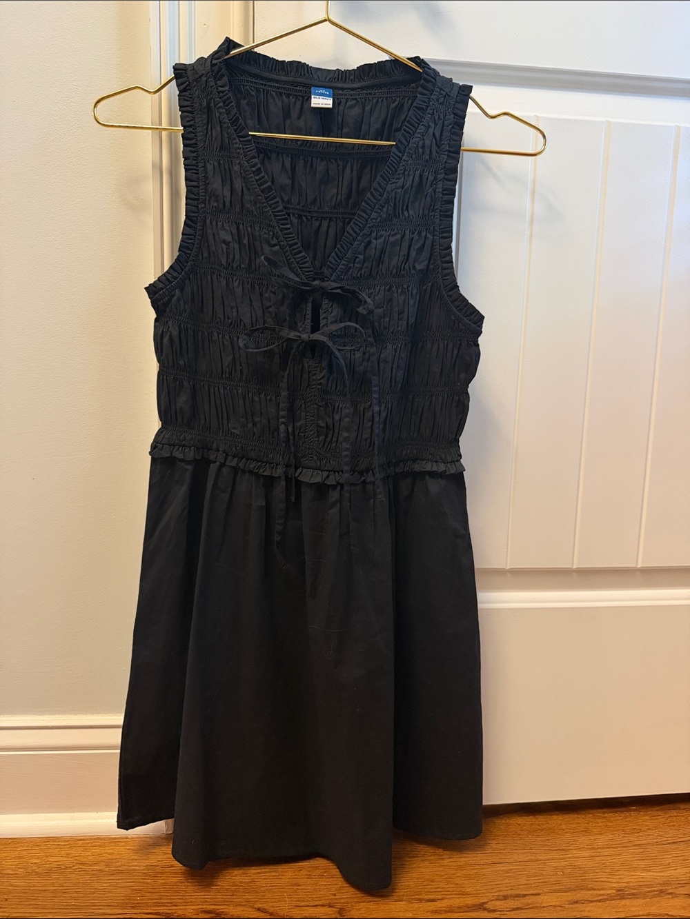 XSP Old Navy black mini dress